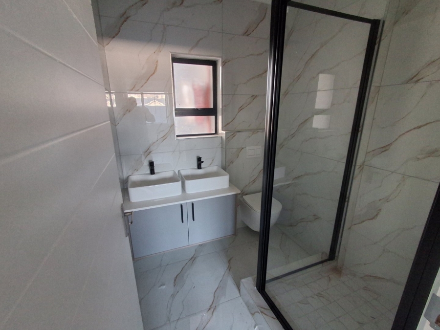 3 Bedroom Property for Sale in Sandown Western Cape